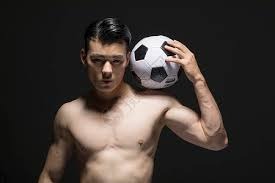 篮网队进攻乏力，猛龙队能否延续连胜？